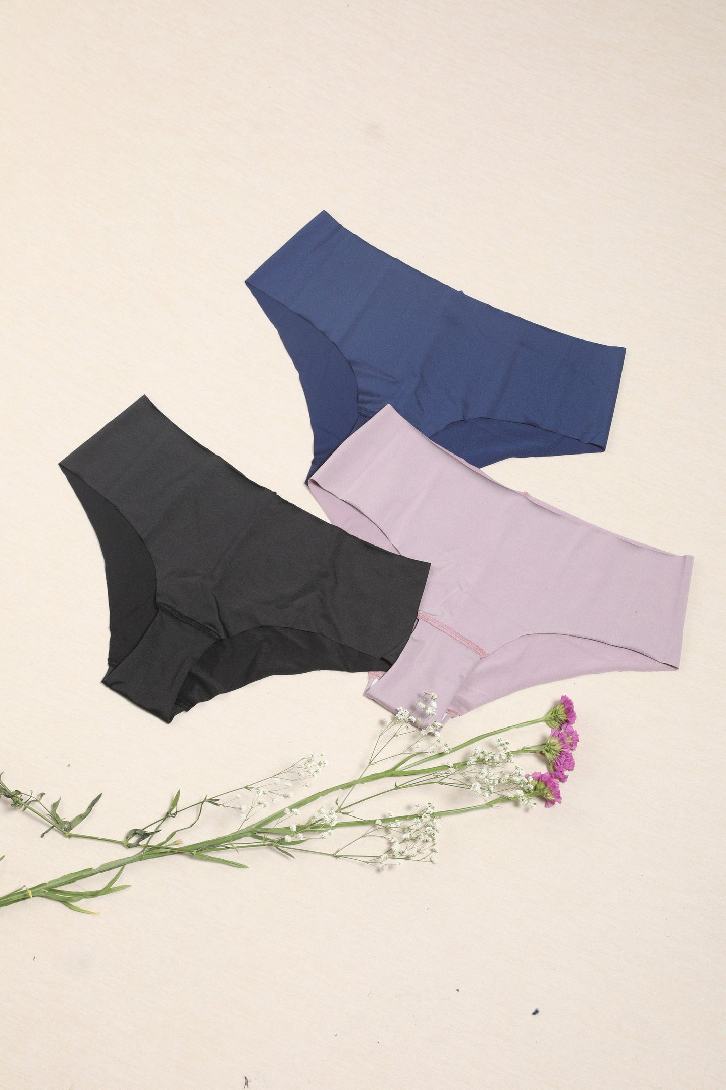 Paquete x 3 panties invisibles unicolor