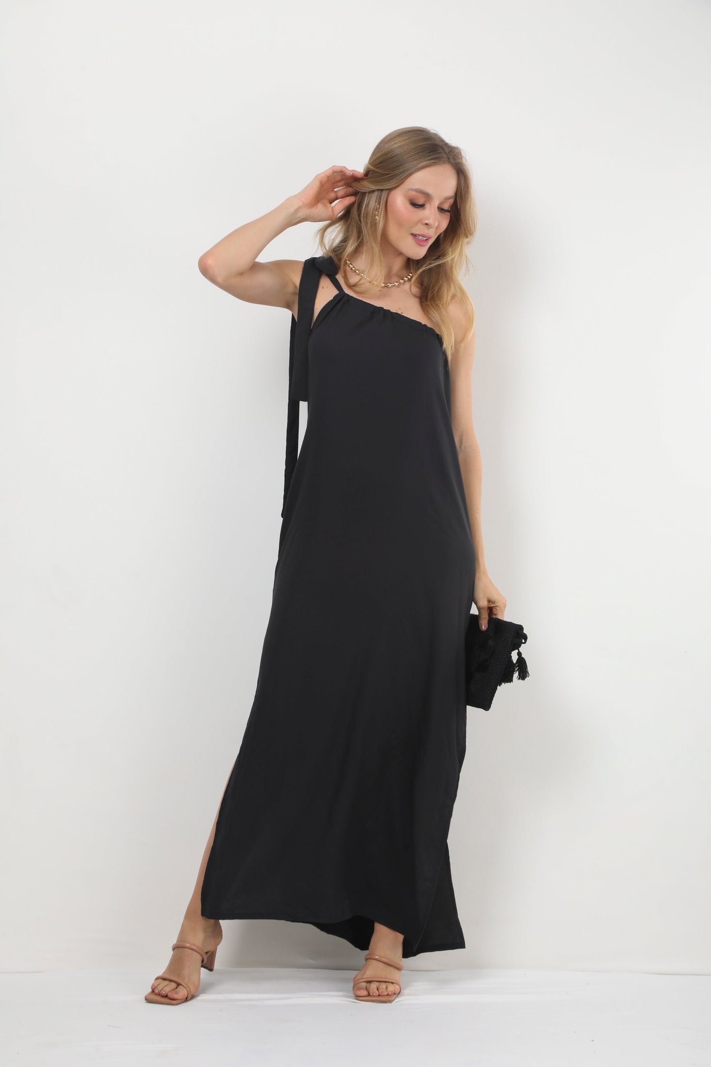 Vestido dama hombro asimetrico
