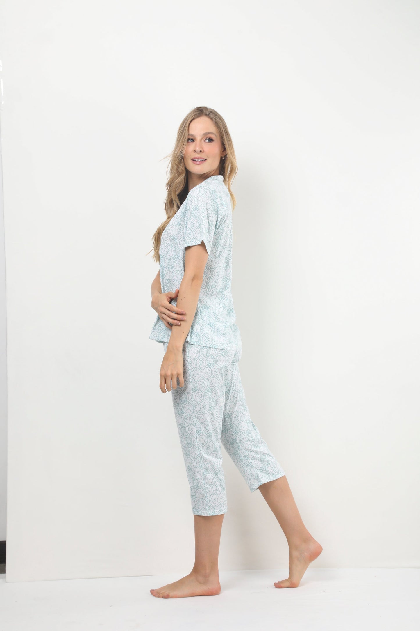 Pijama mujer capri blusa manga corta